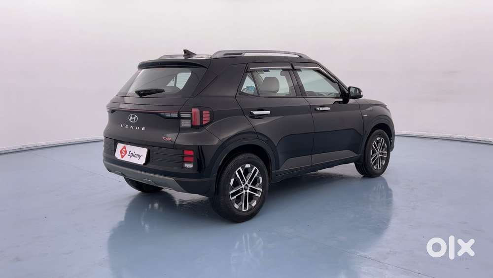 Hyundai Venue 1.0 Sx (o) Turbo Dct, 2023, Petrol