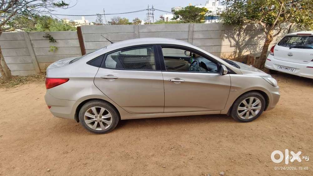 Hyundai Verna Good Condition Less Driven Showroom History