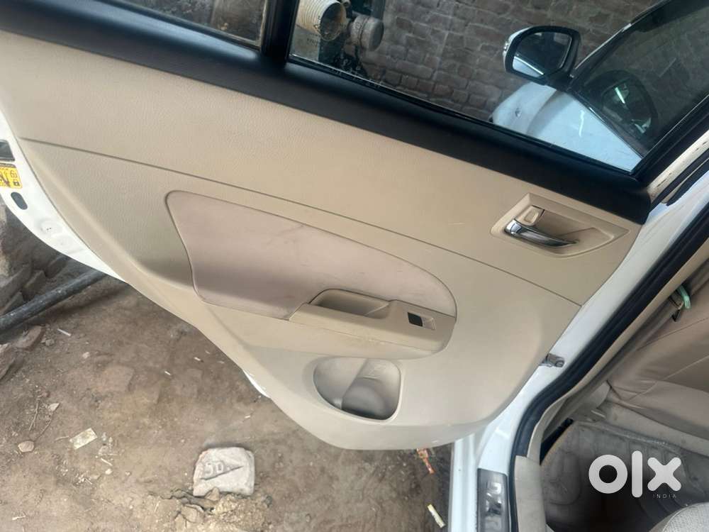 Maruti Suzuki Dzire 2013 Diesel 90158 Km Driven