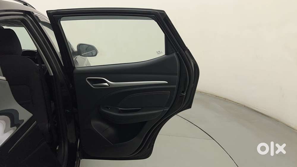 Mg Astor Smart Cvt Black Storm, 2023, Petrol