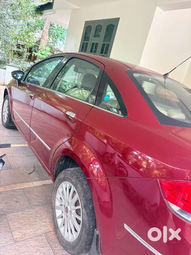 Fiat Linea Emotion 2010 Year