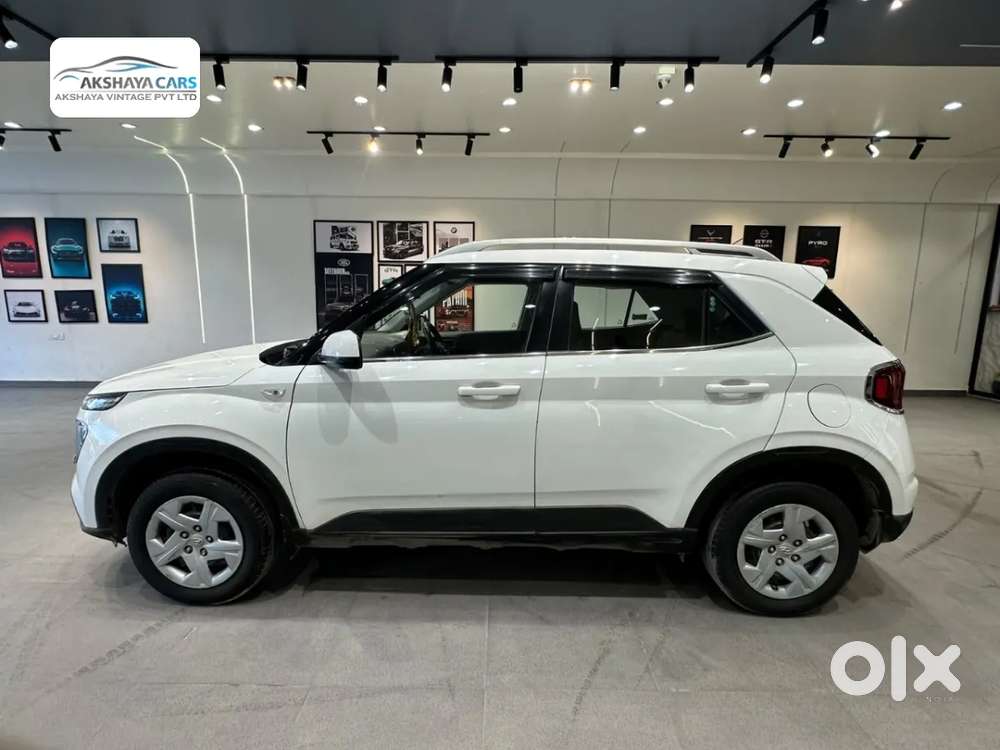 Hyundai Venue S 1.2 Petrol, 2019, Petrol