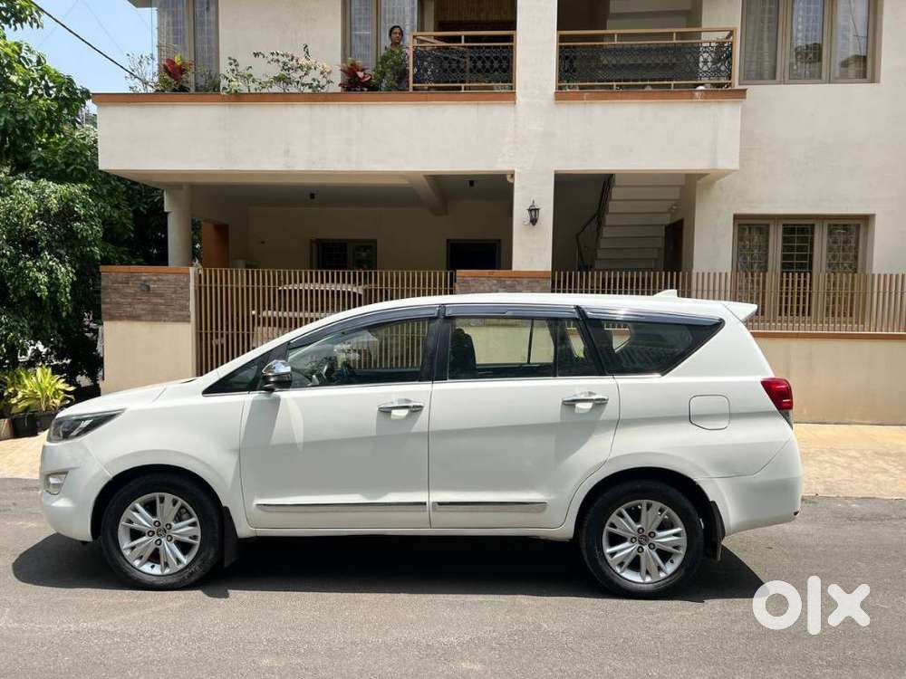Toyota Innova Crysta 2.8z Automatic, 2018, Diesel