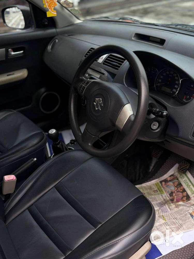 Maruti Suzuki Dzire 1.2 Zxi, 2010, Petrol