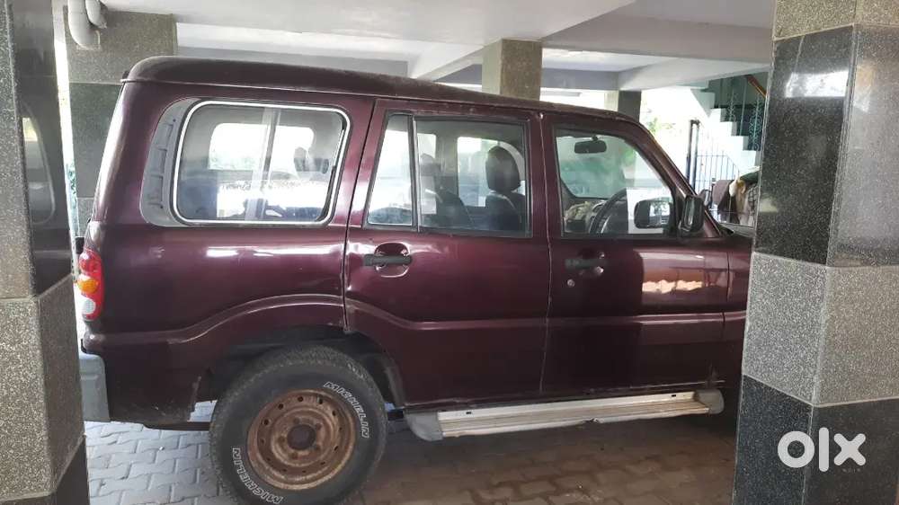 Mahindra Scorpio Classic 2005 Diesel 200000 Km Driven