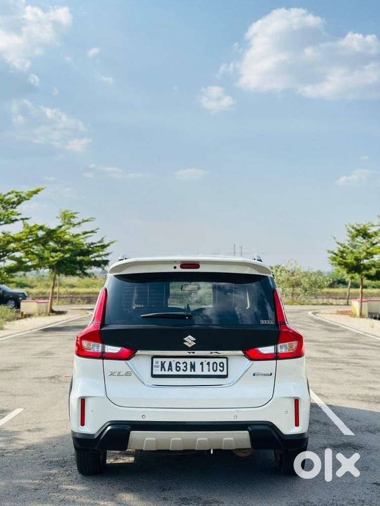Maruti Suzuki Xl6 1.5 Zeta Mt, 2022, Petrol