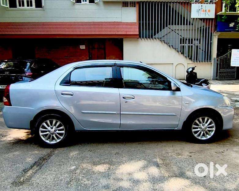 Toyota Etios 2011 Petrol Well Maintained