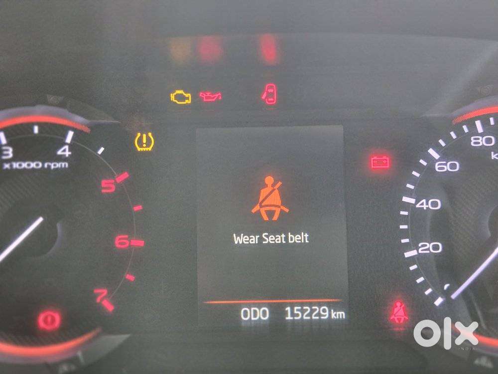 Mahindra Thar Lx 4-str Convertible Mt, 2022, Diesel