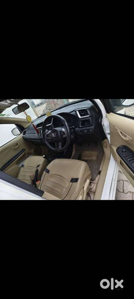 Honda Brio S (o) Mt, 2017, Petrol