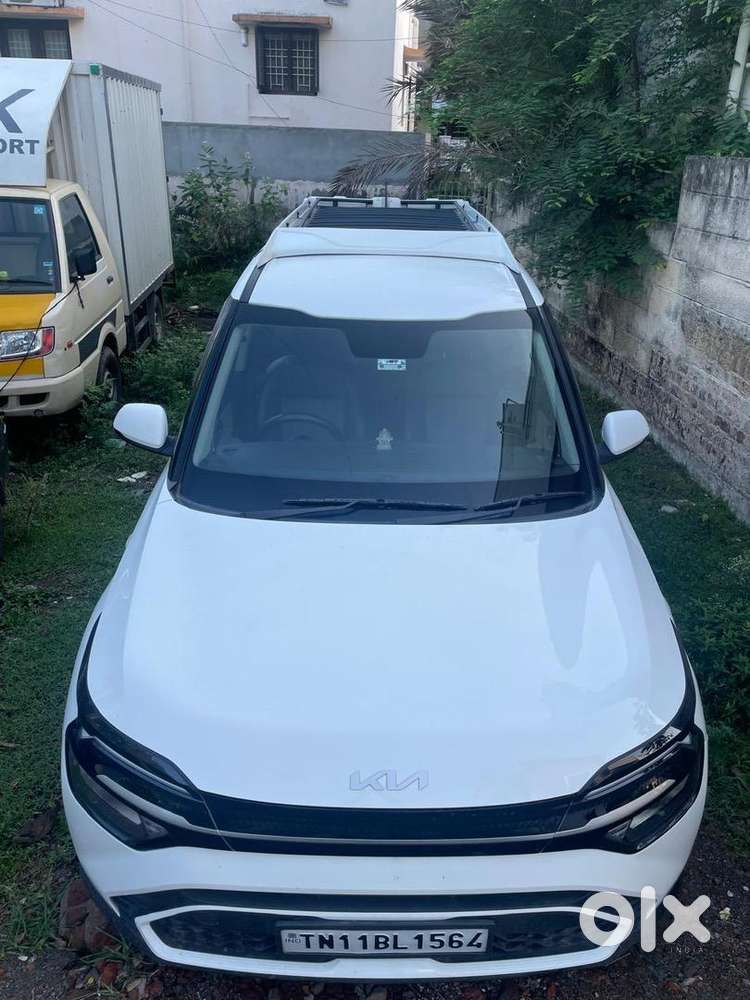 Kia Carens Model 2023 Imt Diesel , Regitraion Done In 2024