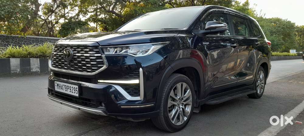 Toyota Innova Hycross 2.0 Zx (o) Hybrid 7 Str, 2024, Petrol