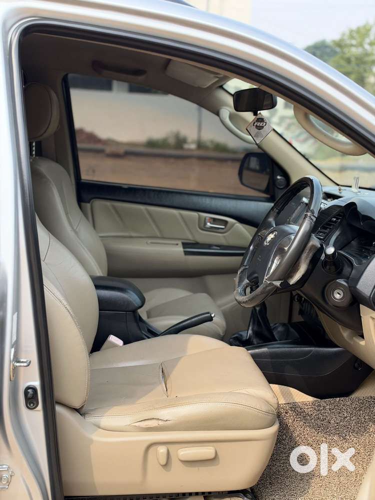 Toyota Fortuner 3.0 4x2 Mt, 2014, Diesel
