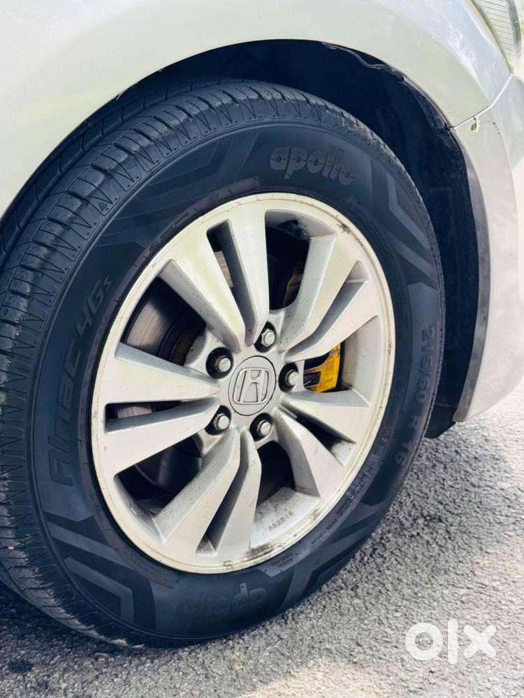 Honda Accord 2.4 Elegance Manual, 2010, Petrol