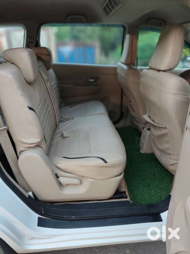 Maruti Suzuki Ertiga 1.5 Vxi, 2022, Petrol