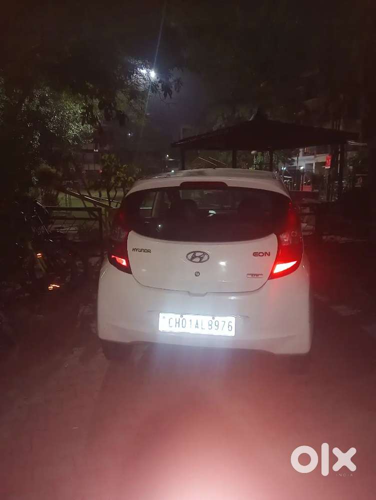 Hyundai Eon 0.8 Sportz 2012