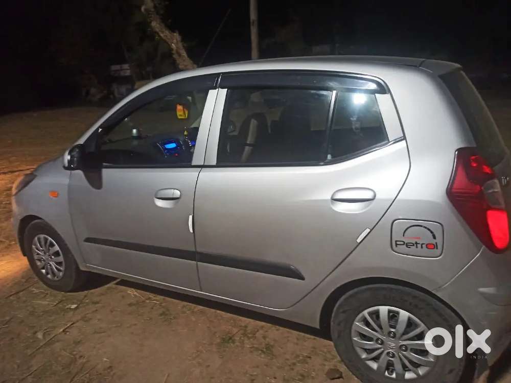 Hyundai I10 Sportz 2016 Car