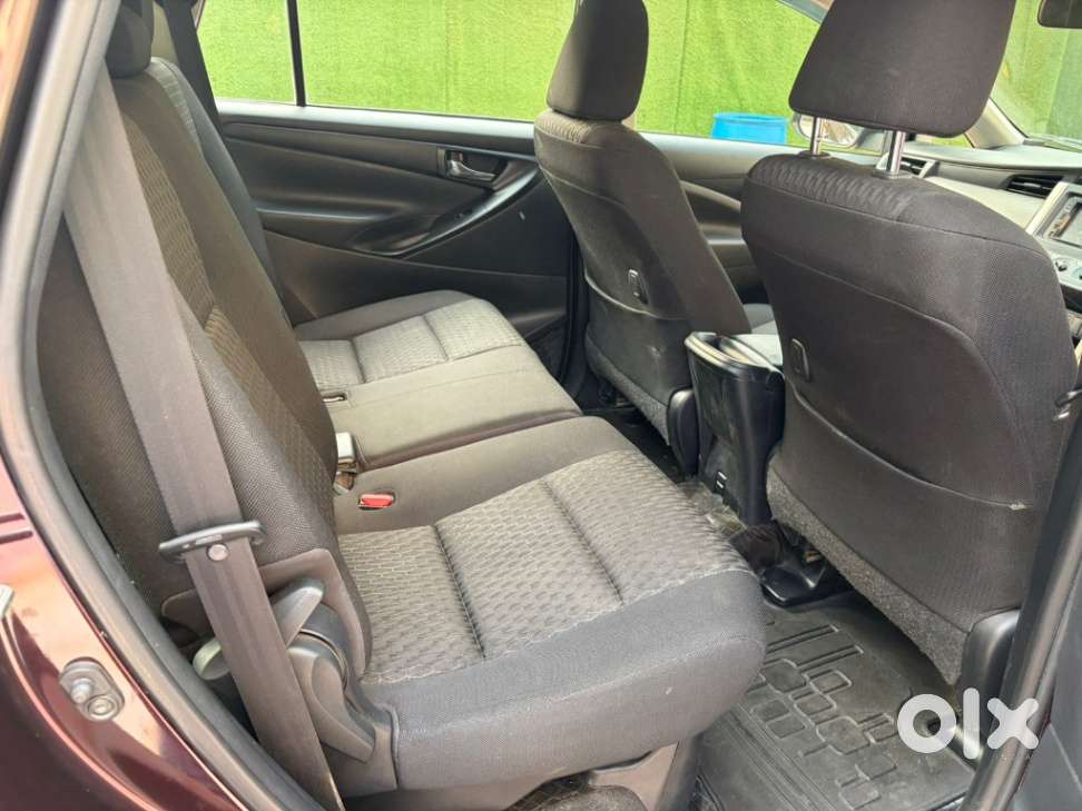 Toyota Innova Crysta 2.8 Gx At 8s, 2017, Diesel