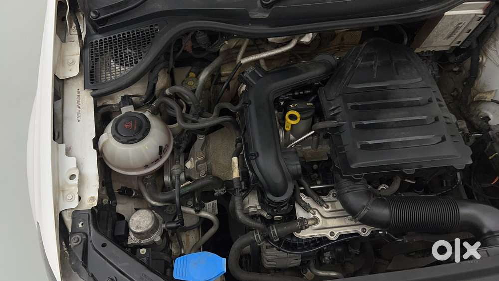 Volkswagen Vento Petrol Highline At, 2020, Petrol