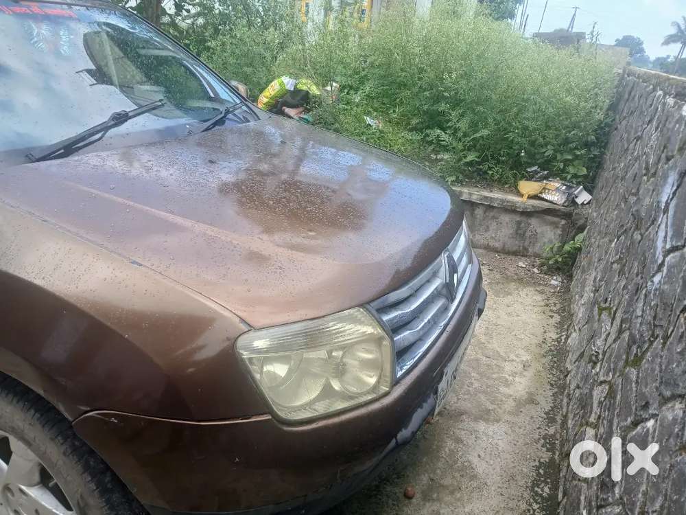 Renault Duster 2013 Diesel Well Maintained 2lakh 47thousand Km Driven