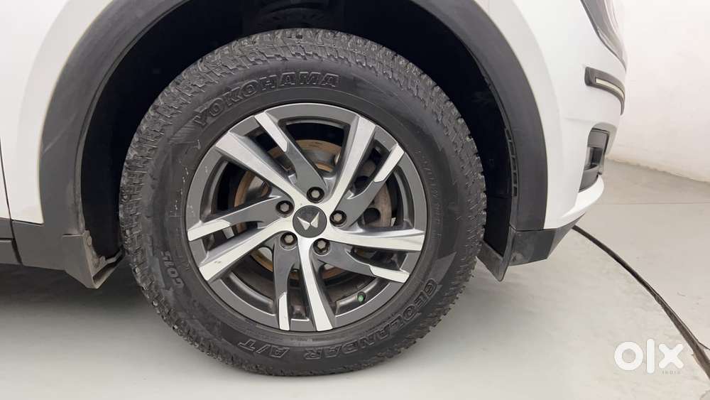 Mahindra Xuv700 2.2 Ax 5 Diesel At 7 Str, 2023, Diesel