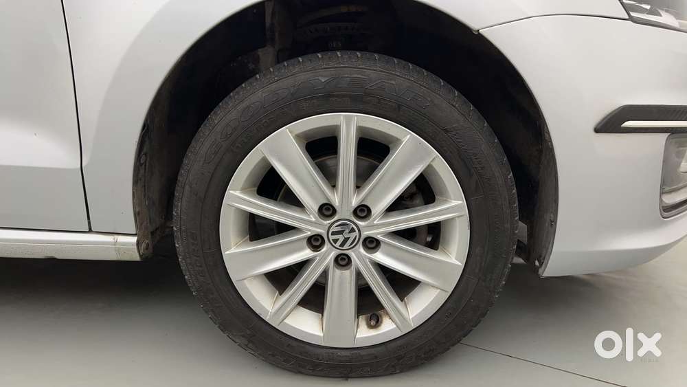 Volkswagen Vento 2010-2013 Petrol Highline, 2016, Petrol