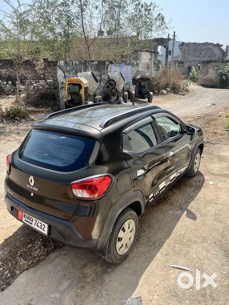 Kwid Rxt 1.0 Showroom Condition