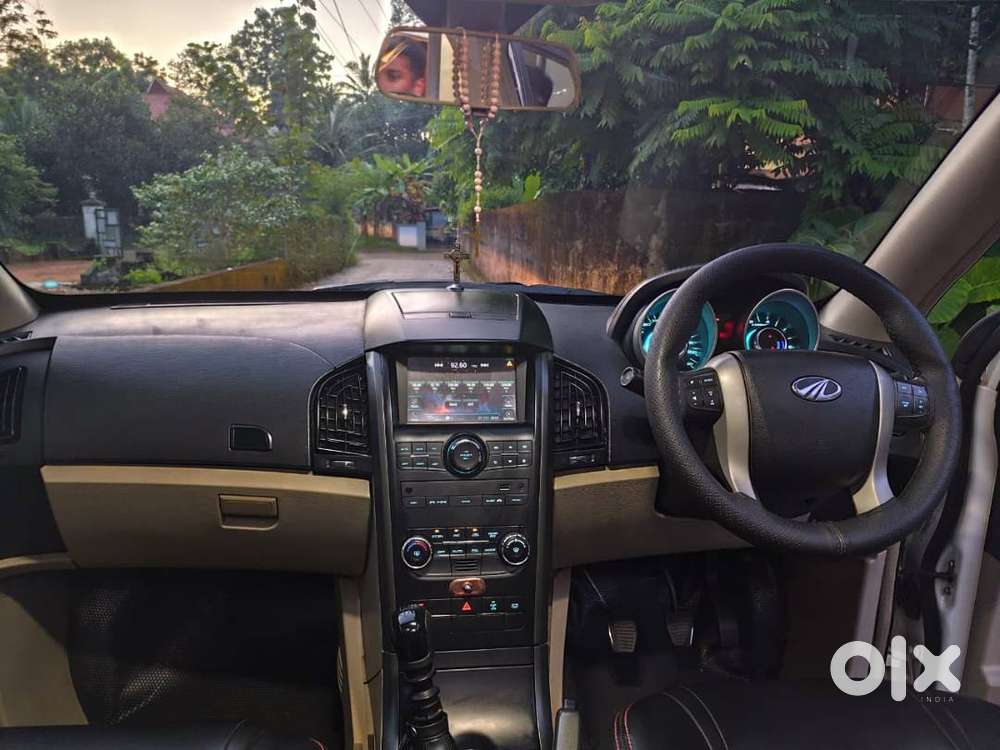 Mahindra Xuv500 2016 Diesel 133000 Km Driven