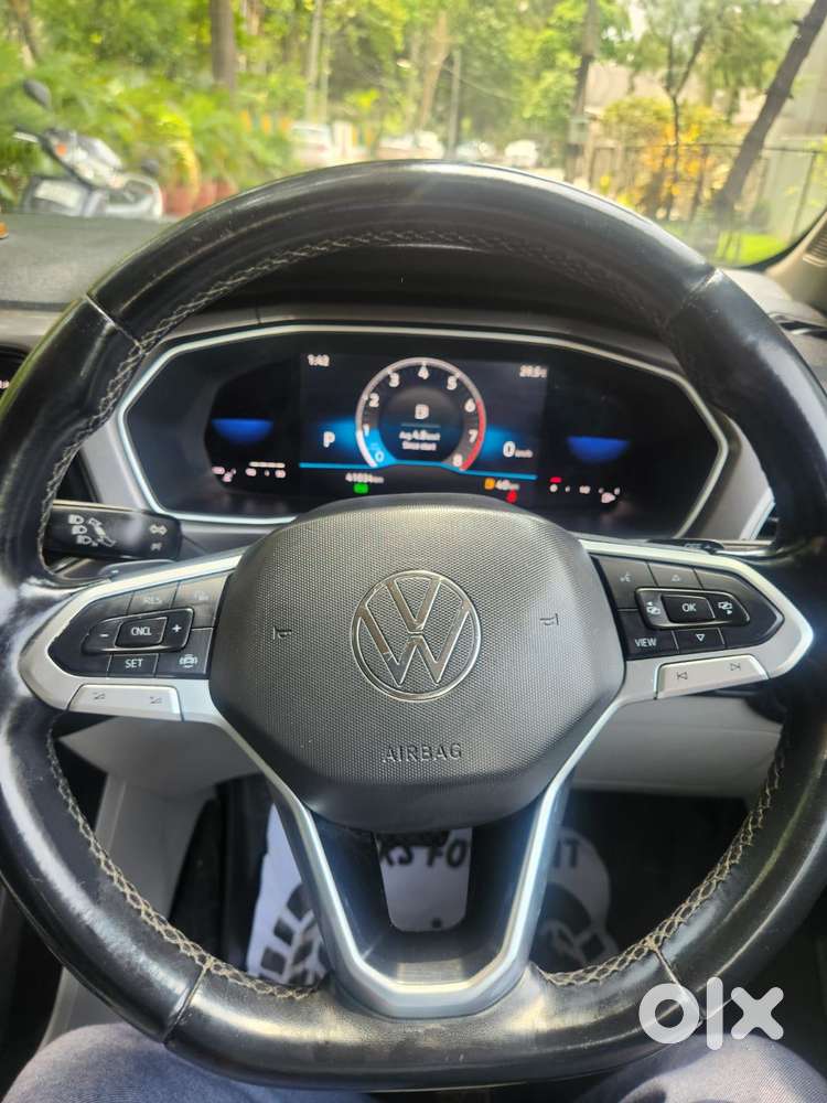 Volkswagen Taigun 1.0 Tsi Topline At, 2022, Petrol