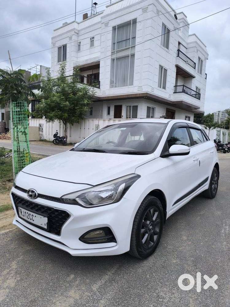 Hyundai Elite I20 Sportz (o) 1.2, 2020, Petrol