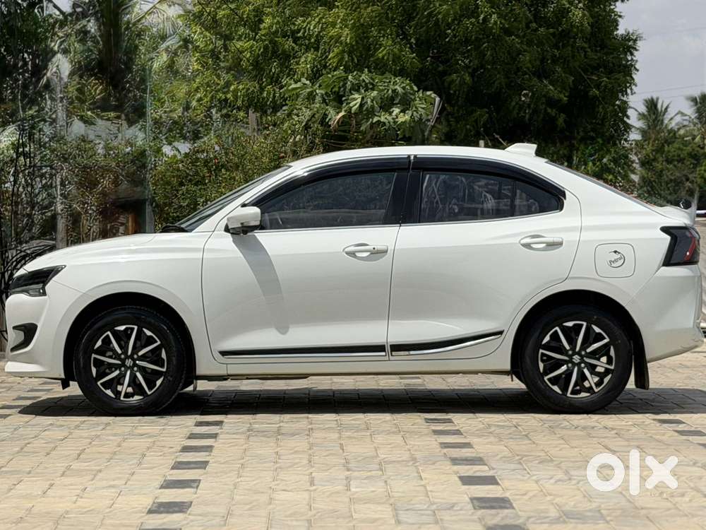 Maruti Suzuki Swift Dzire Zxi + Mt, 2025, Diesel