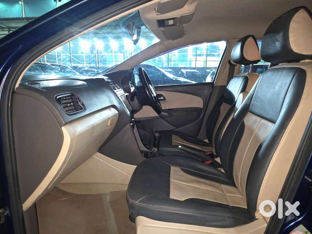 Volkswagen Vento Petrol Highline, 2011, Petrol