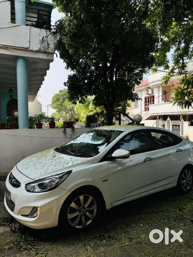 Hyindai Verna Fluidic 2012 Diesel White Color