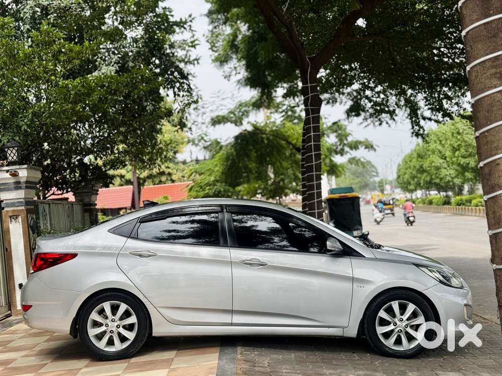 Hyundai Verna Vtvt 1.6 Sx, 2012, Petrol