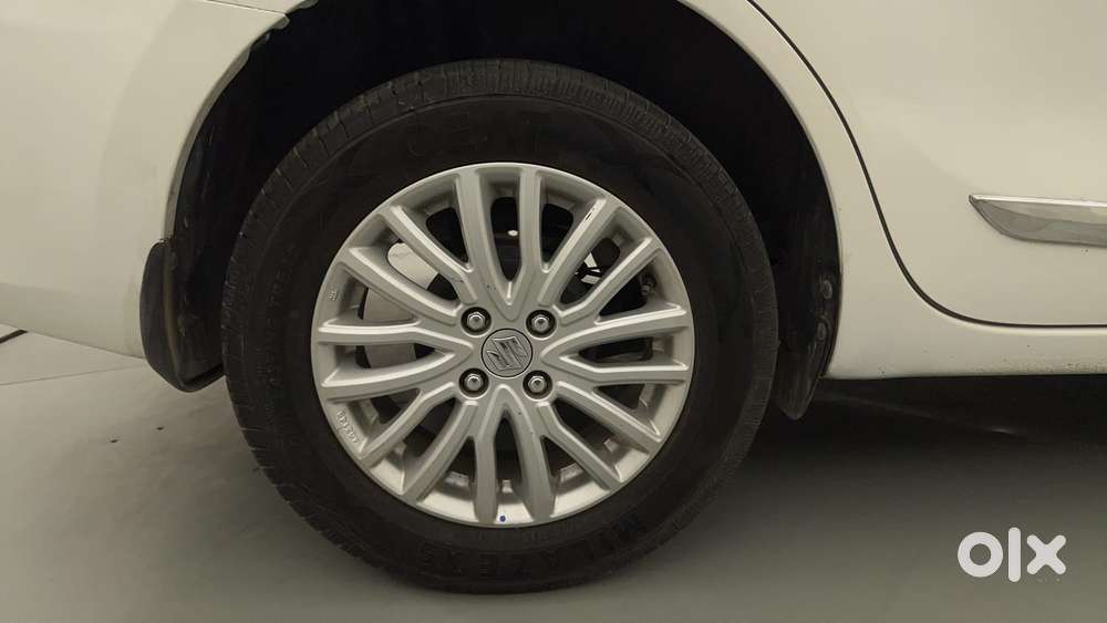 Maruti Suzuki Dzire 1.2 Zxi Amt, 2017, Petrol