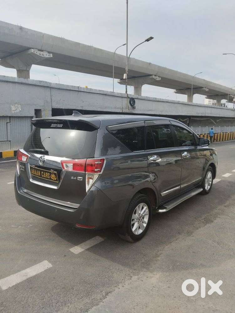 Toyota Innova Crysta 2.4 V, 2017, Diesel
