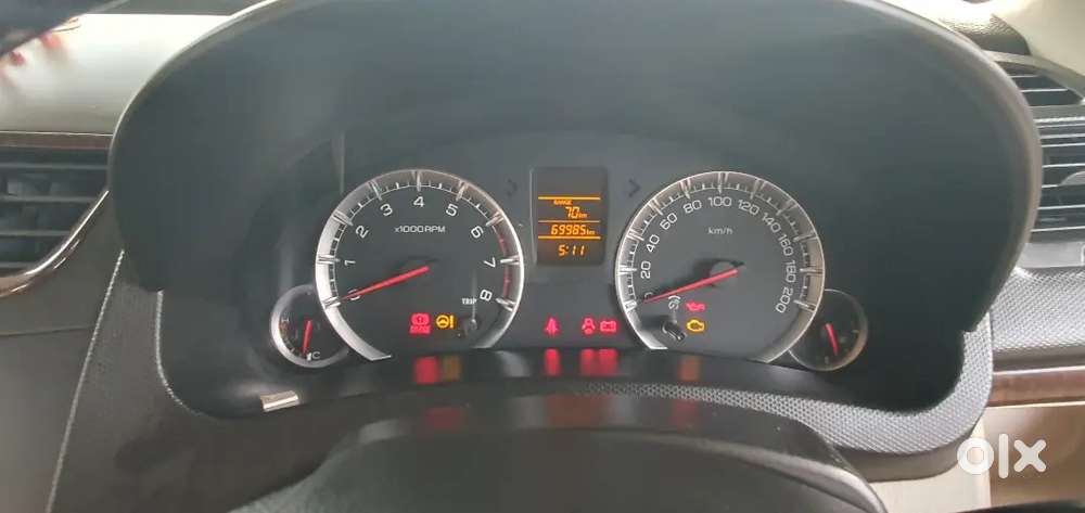 Maruti Suzuki Dzire 2015 Petrol 70000 Km Driven With Alloy Wheels