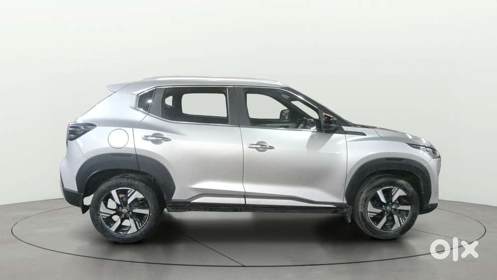 Nissan Magnite 1.0 Xv, 2025, Petrol
