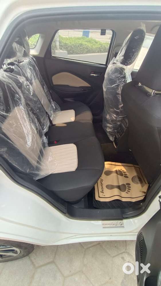 Toyota Glanza 1.2 G Amt, 2024, Petrol