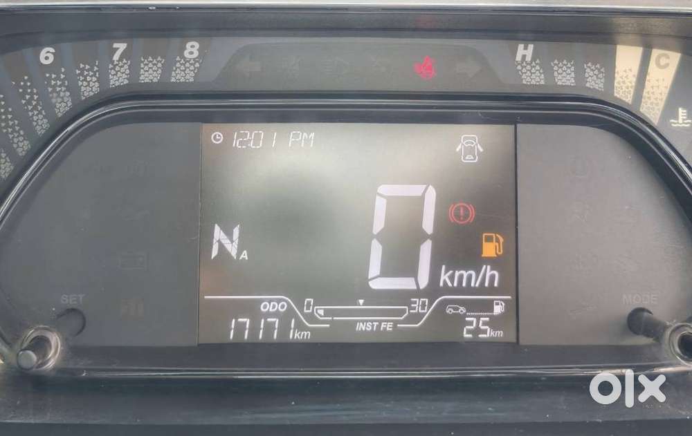 Tata Tiago 1.2 Revotron Xta, 2023, Petrol