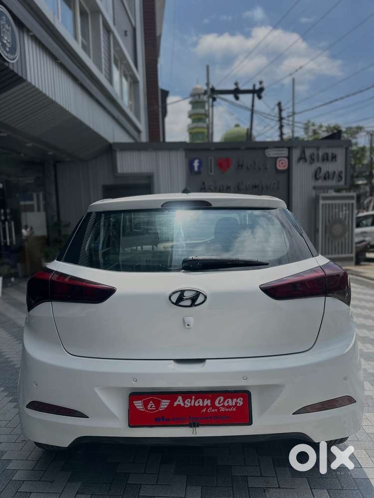 Hyundai I20 Asta (o) 1.2 Mt, 2018, Petrol