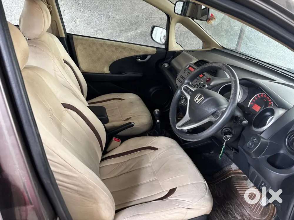 Honda Jazz Select I-vtec 2012