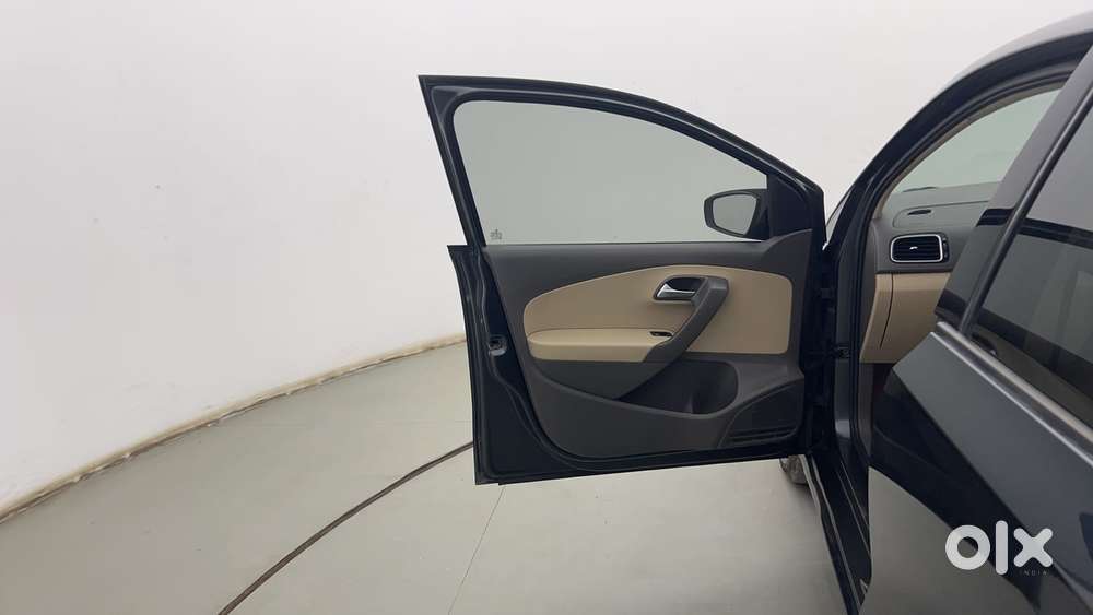 Volkswagen Vento 1.6 Highline, 2018, Petrol