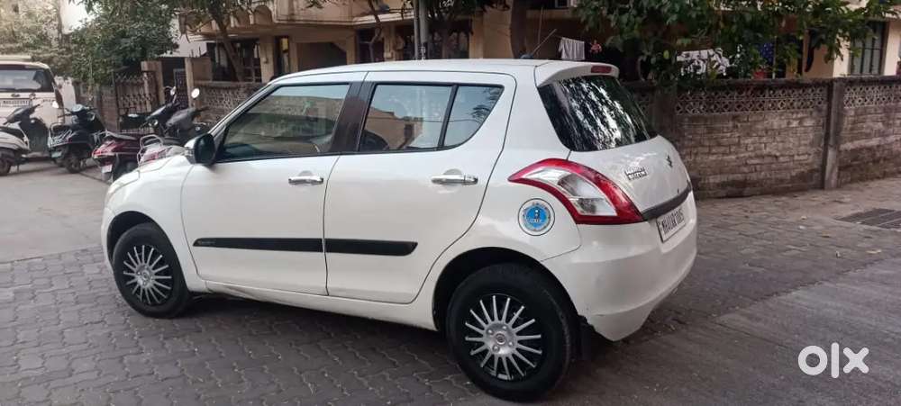 Maruti Suzuki Swift 2015 Diesel 130000 Km Driven