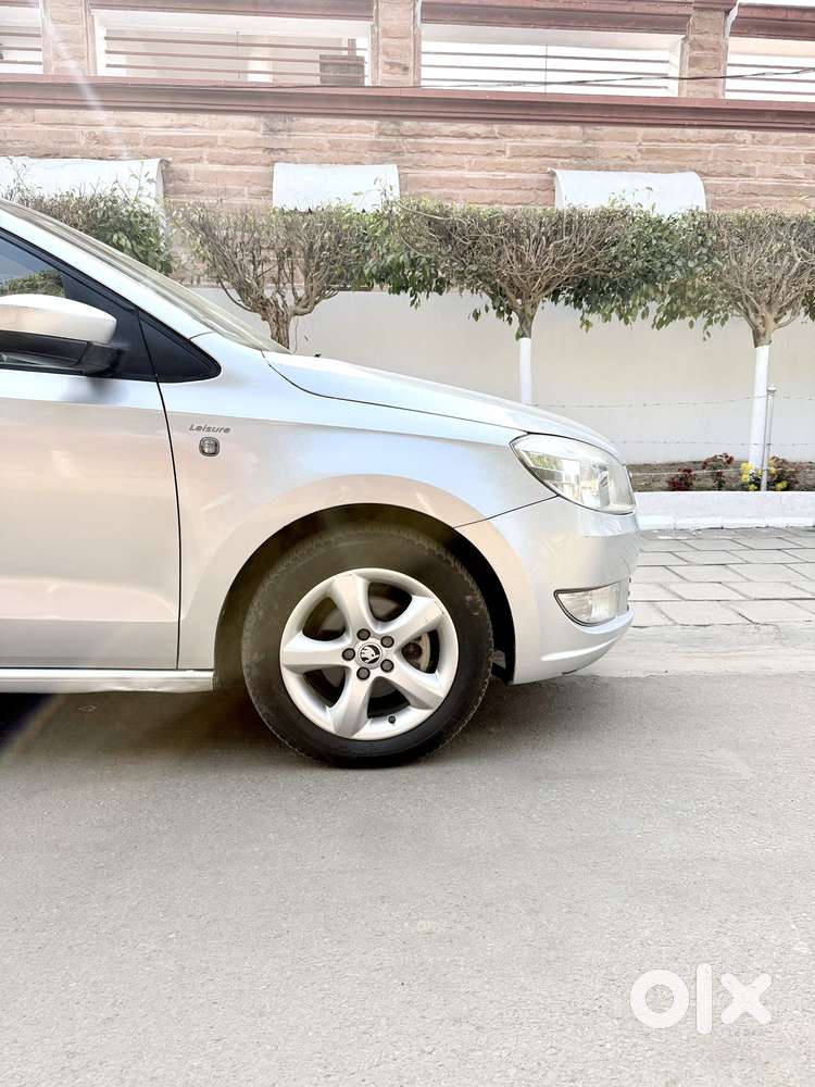 Skoda Rapid 1.6 Mpi Ambition, 2013, Petrol