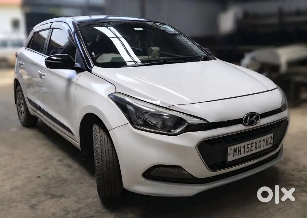 Hyundai Elite I20 2015 Petrol 122000 Km Driven For Urgent Sale