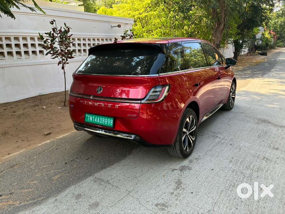 Mg Windsor Ev 2025 Electric 19000 Km Driven