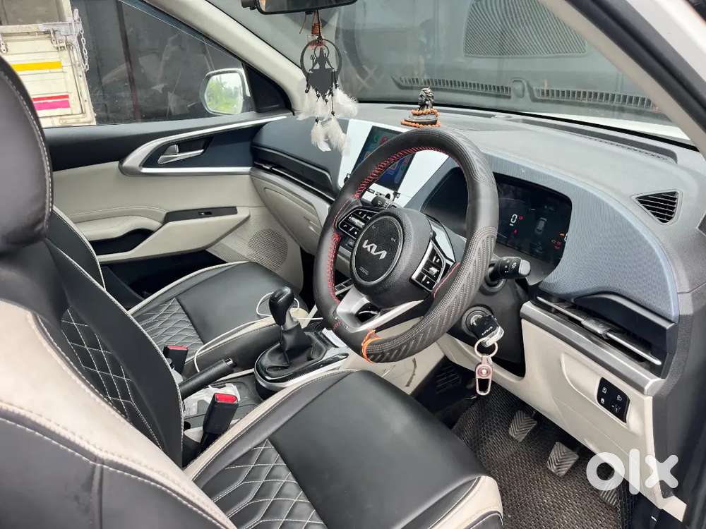 Kia Carens 1.5 Plus 2025