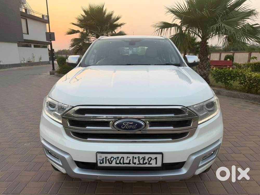 Ford Endeavour 3.2 Titanium 2017