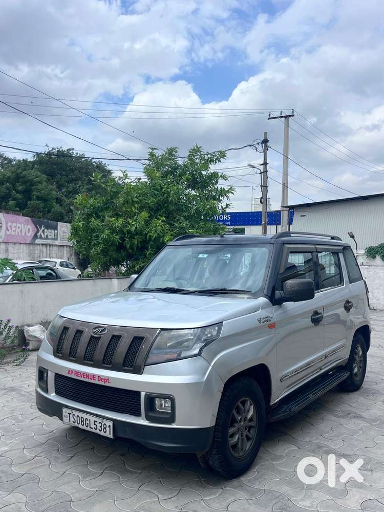 Mahindra Tuv 300 T10, 2019, Diesel