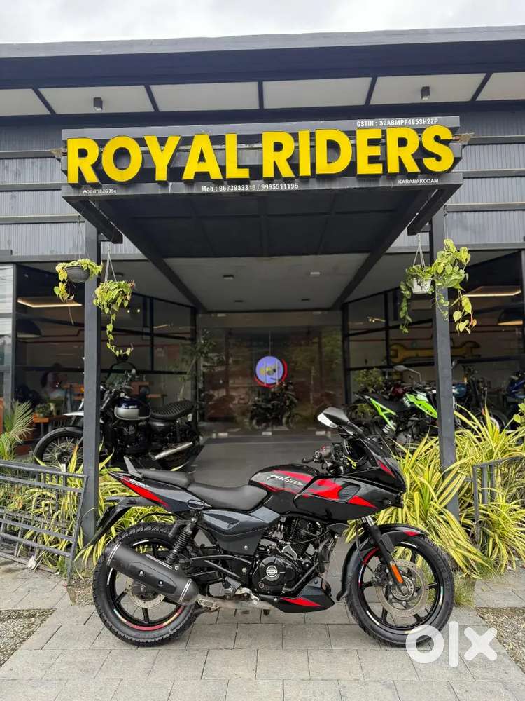 pulsar 220 price in nepal 2021